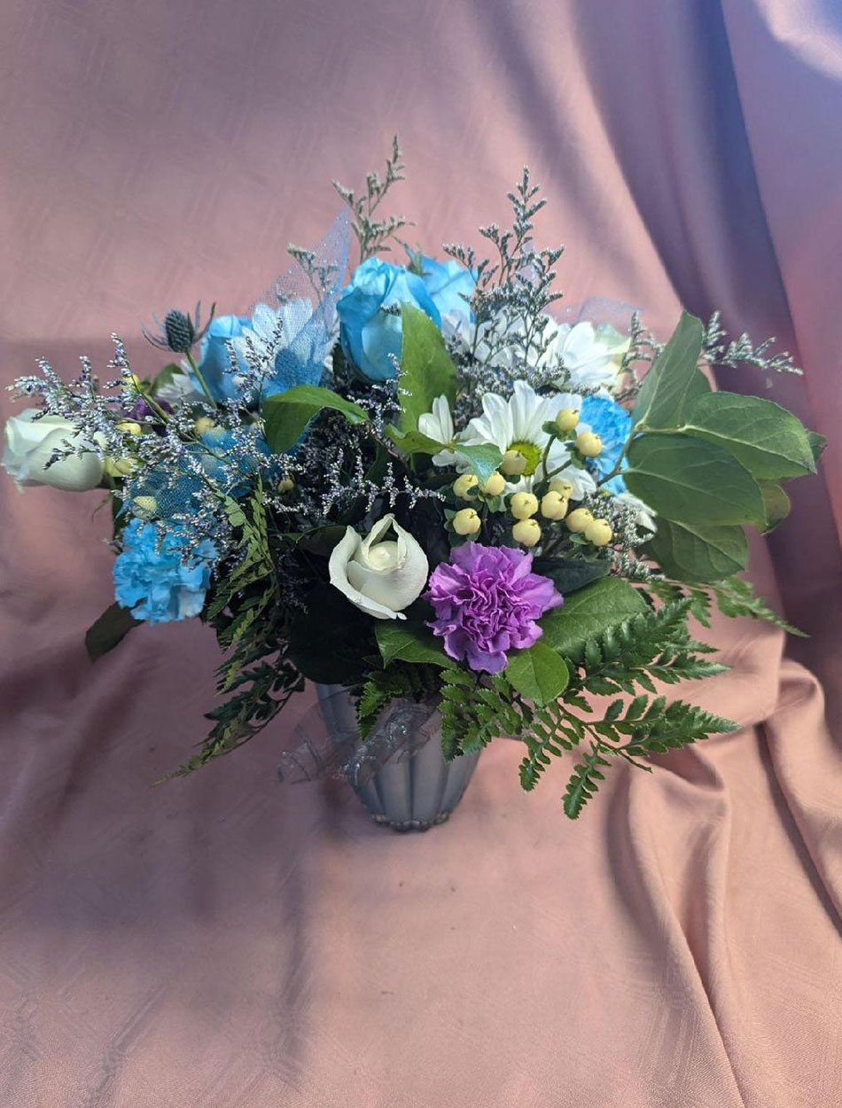 Frozen Themed Flower Arrangement